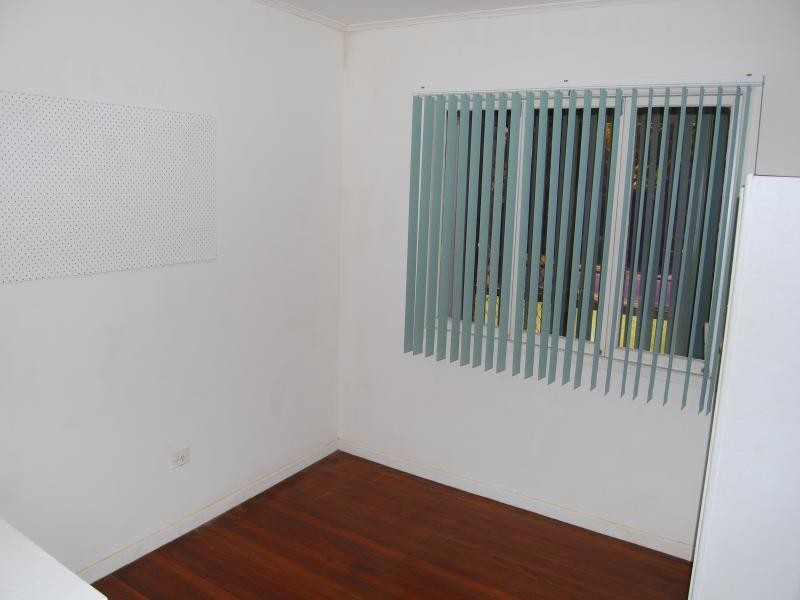 135  Spitfire Ave, Strathpine QLD 4500