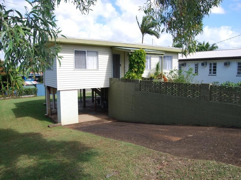 14 Peter St, Strathpine QLD 4500