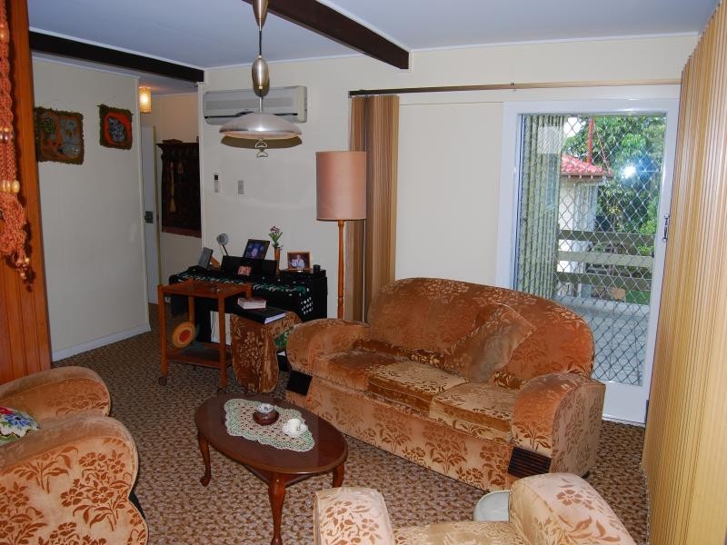 14 Peter St, Strathpine QLD 4500