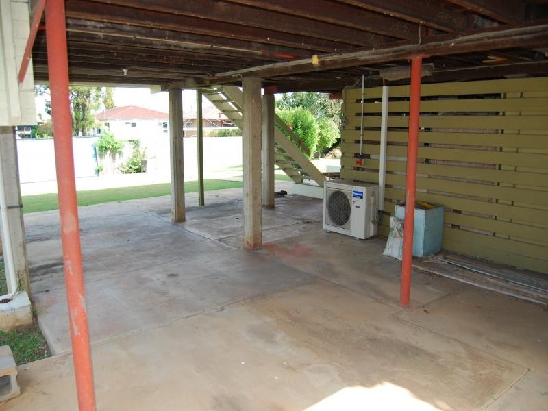 14 Peter St, Strathpine QLD 4500