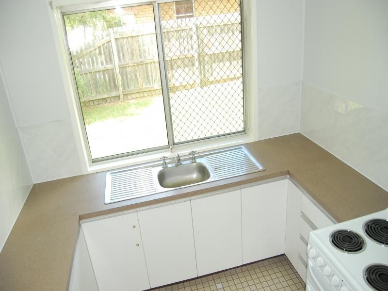 12 Loane Cres, Lawnton QLD 4501