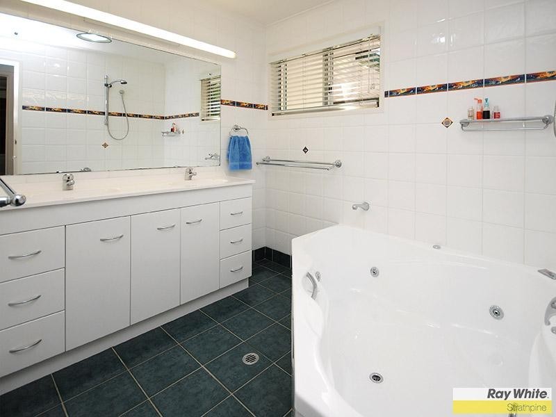 130  Stanley St, Strathpine QLD 4500