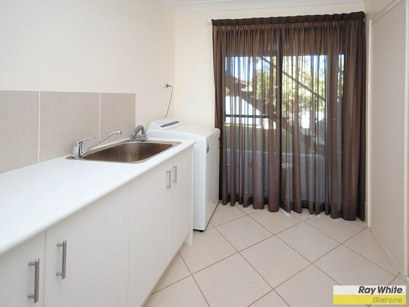 2 D’aguilar St, Petrie QLD 4502