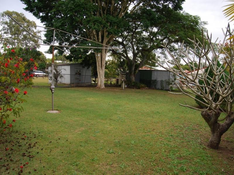 26  Hedge St, Strathpine QLD 4500