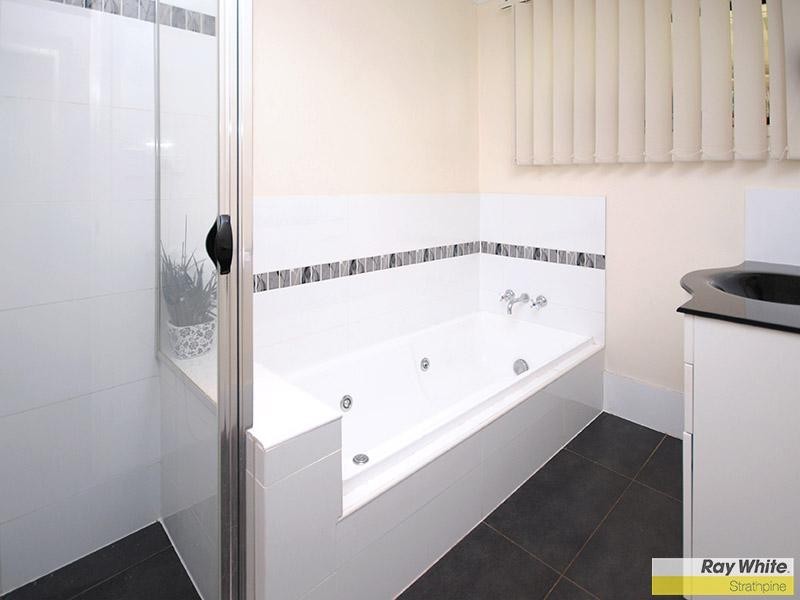 208 Samsonvale Road, Bray Park QLD 4500