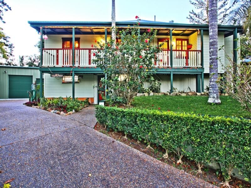 13 Victoria Ct, Petrie QLD 4502