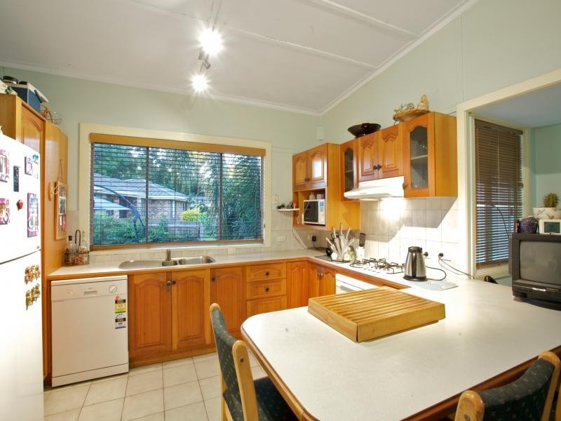 13 Victoria Ct, Petrie QLD 4502