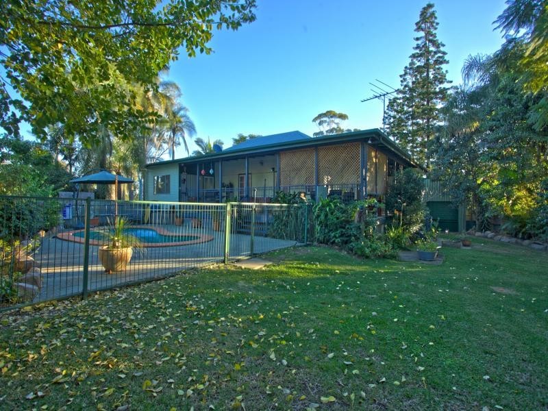 13 Victoria Ct, Petrie QLD 4502