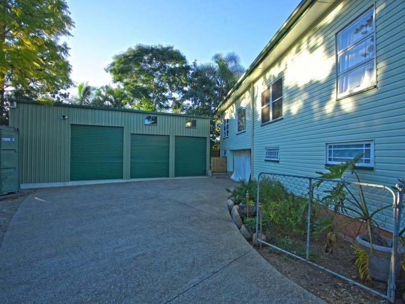 13 Victoria Ct, Petrie QLD 4502