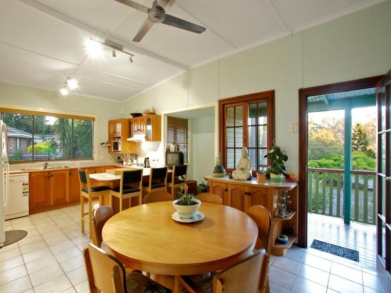 13 Victoria Ct, Petrie QLD 4502