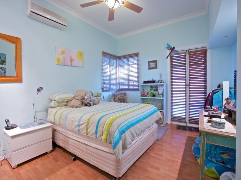 13 Victoria Ct, Petrie QLD 4502