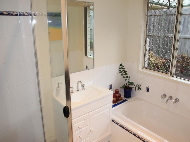 6 Fernwood Ct, Kurwongbah QLD 4503