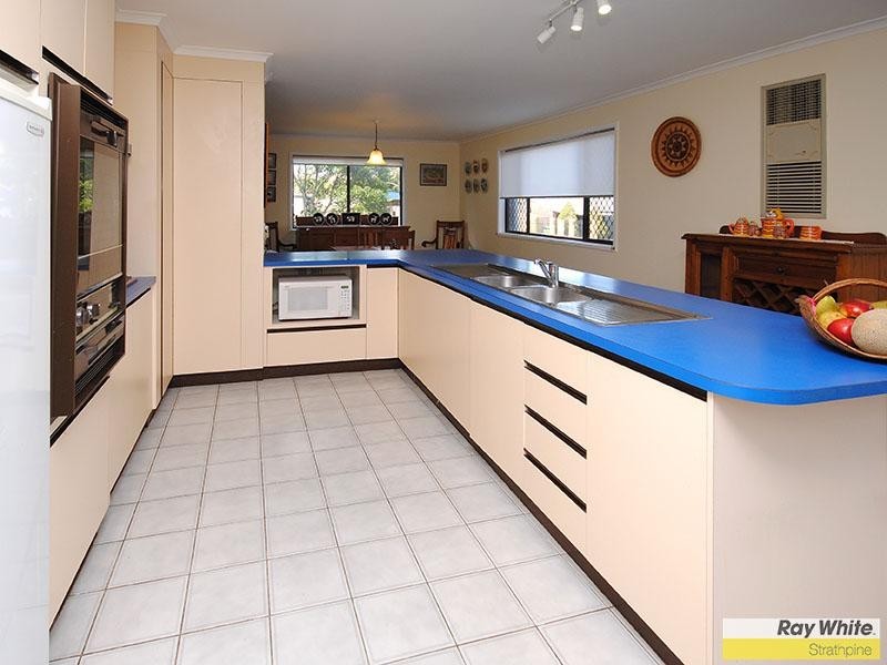 38 Bygrave St, Strathpine QLD 4500