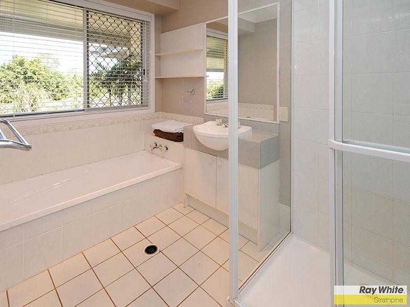 3 Ritchie Crt, Petrie QLD 4502
