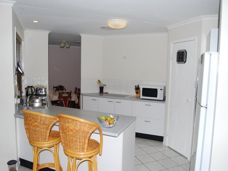 18 Toulouse Ave, Petrie QLD 4502