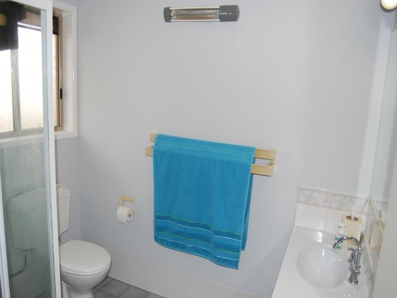 18 Toulouse Ave, Petrie QLD 4502