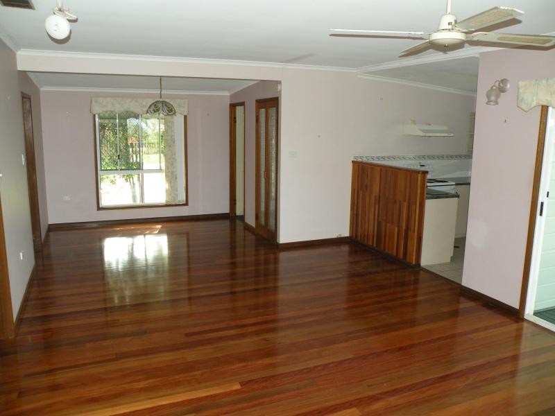 17 Grotherr St, Qunaba QLD 4670