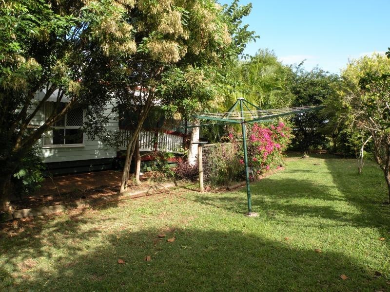 17 Grotherr St, Qunaba QLD 4670