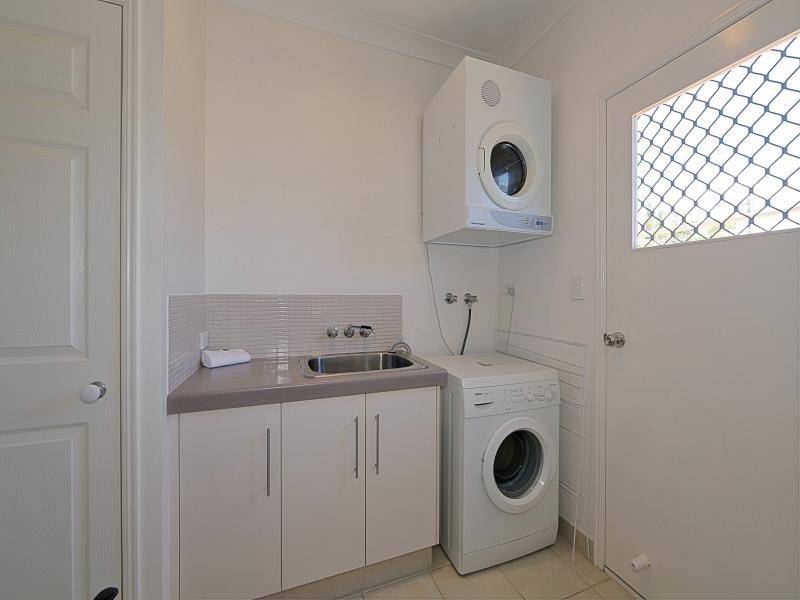 2/54  Johnson Street, Bargara QLD 4670