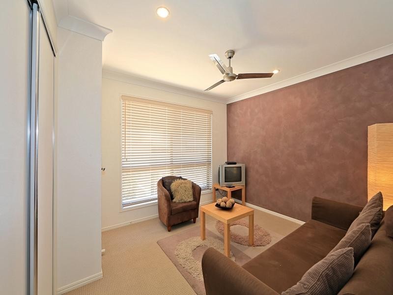 2/54  Johnson Street, Bargara QLD 4670