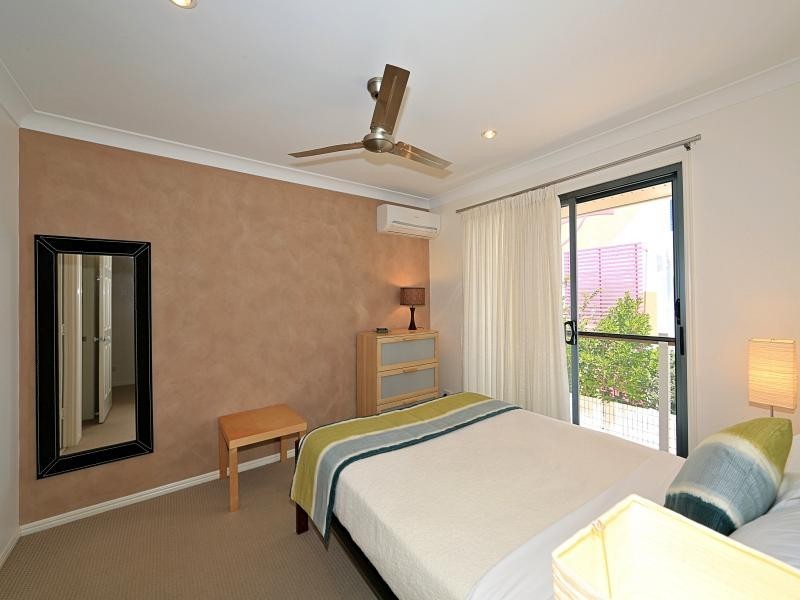 2/54  Johnson Street, Bargara QLD 4670