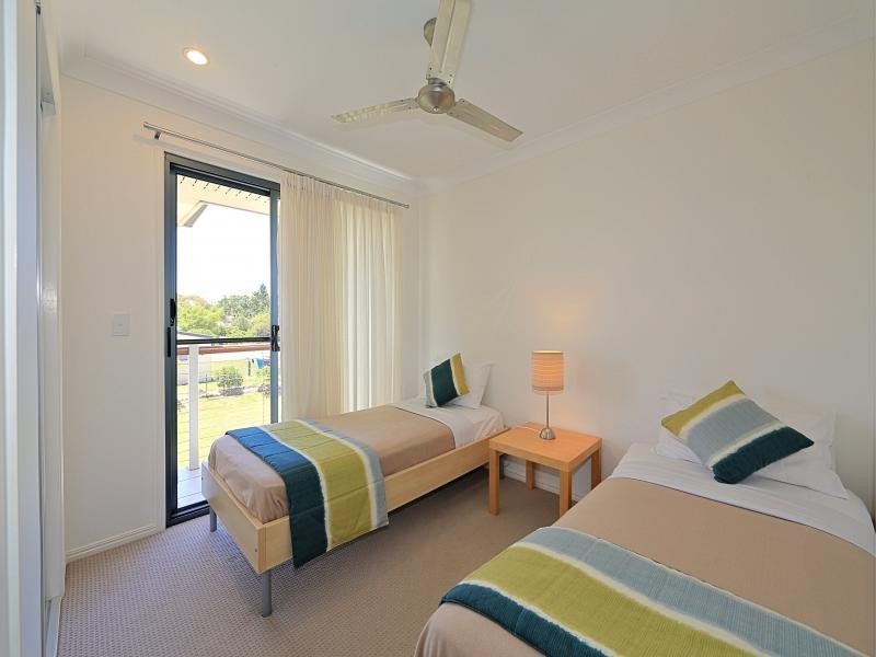 2/54  Johnson Street, Bargara QLD 4670
