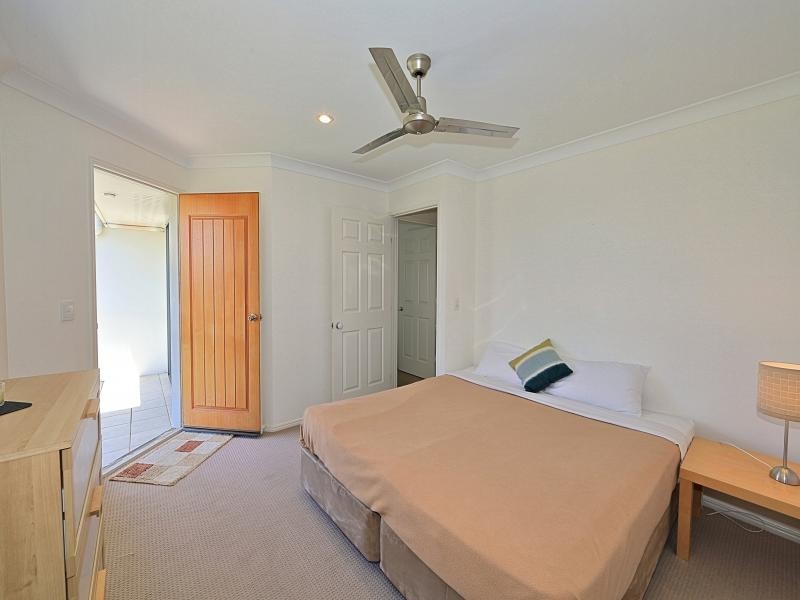 2/54  Johnson Street, Bargara QLD 4670