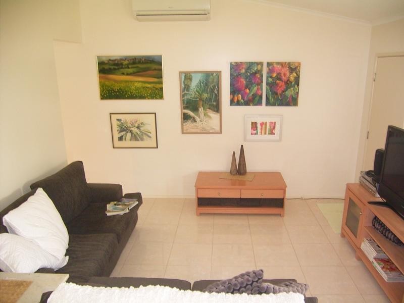 7/6 Gahans Rd, Kalkie QLD 4670