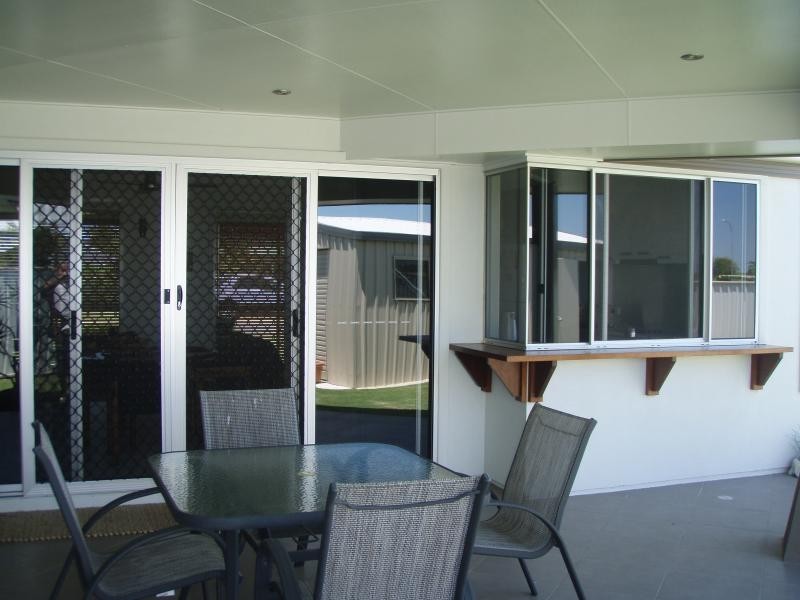 32 Baker-Finch Dr, Bargara QLD 4670