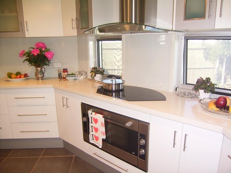 4 Amber Cl, Bargara QLD 4670