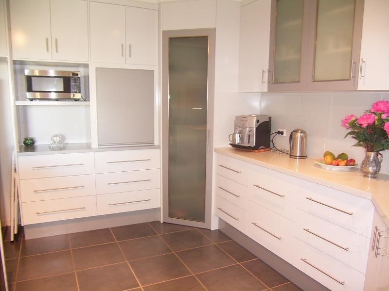 4 Amber Cl, Bargara QLD 4670