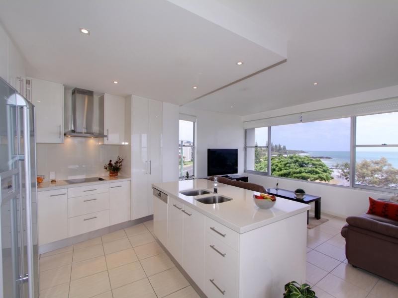 3/33 Esplanade, Bargara QLD 4670