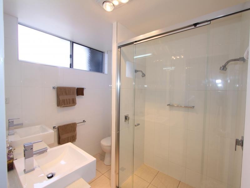 3/33 Esplanade, Bargara QLD 4670