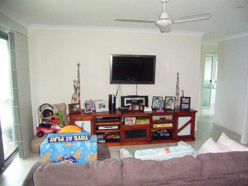 18 Carla Drive, Innes Park QLD 4670