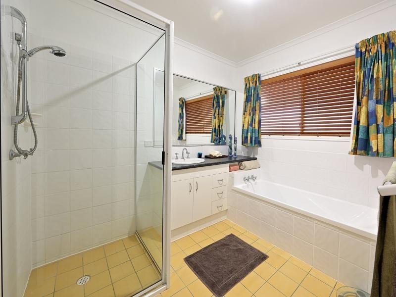 6  Orlabah Avenue, Innes Park QLD 4670