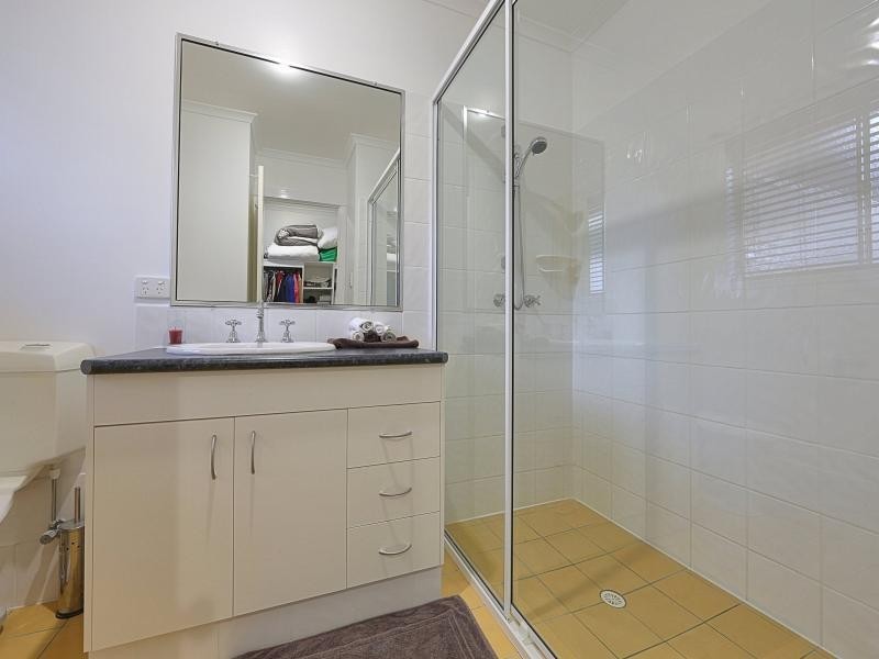 6  Orlabah Avenue, Innes Park QLD 4670