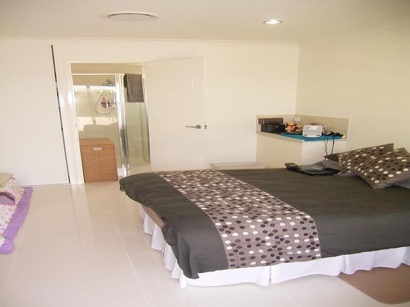 117  Davidson St, Bargara QLD 4670