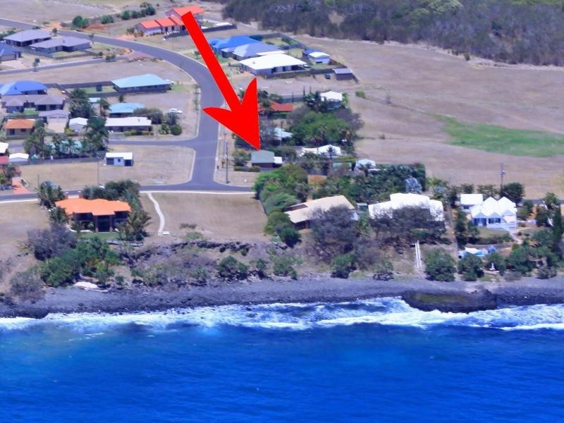 4 Bisdee Street, Coral Cove QLD 4670