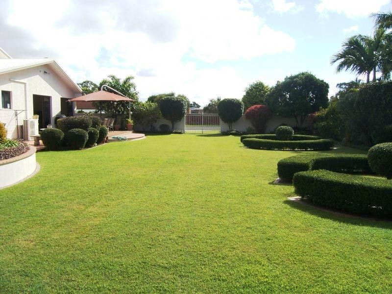 40 Avenell St, Avenell Heights QLD 4670