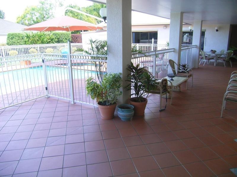 40 Avenell St, Avenell Heights QLD 4670