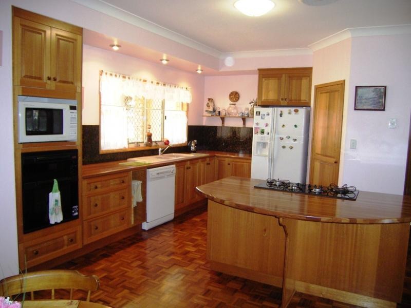 21 Panorama Dr, Qunaba QLD 4670