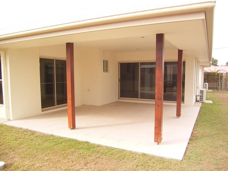 43 Grimwood Street, Bargara QLD 4670