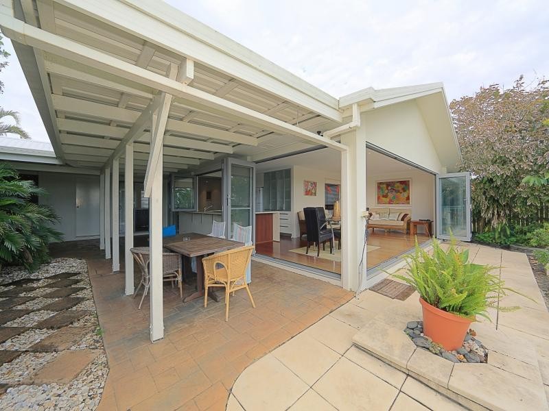 11 Palm Street, Innes Park QLD 4670