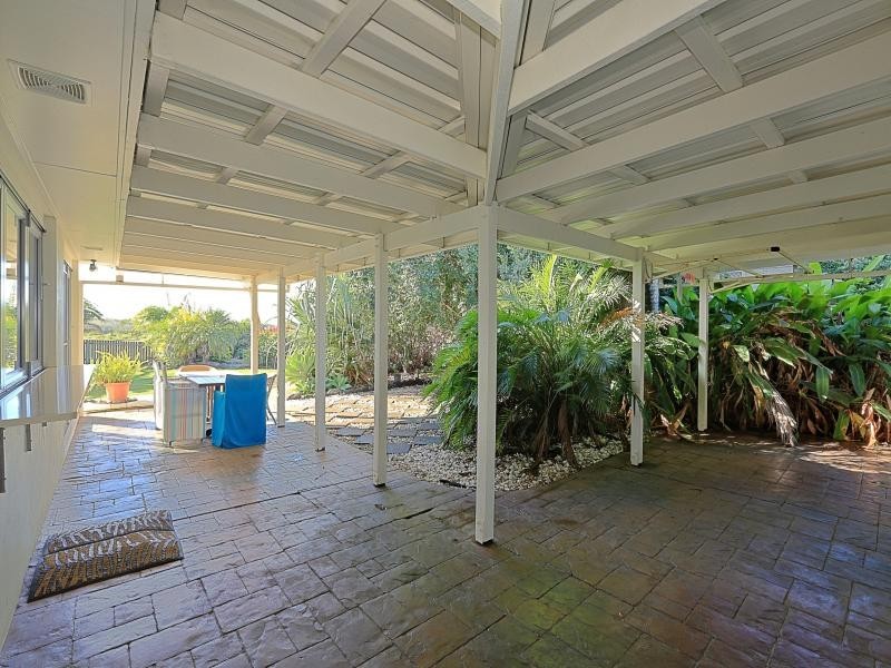 11 Palm Street, Innes Park QLD 4670
