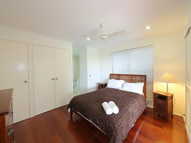 11 Palm Street, Innes Park QLD 4670