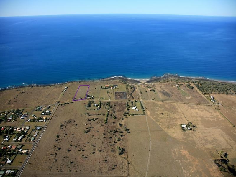 188 Shelley St, Burnett Heads QLD 4670