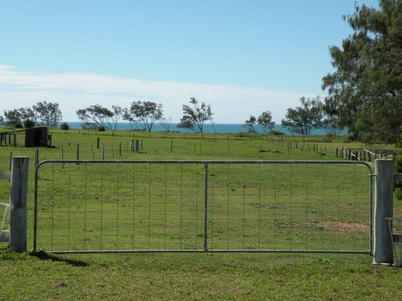 188 Shelley St, Burnett Heads QLD 4670