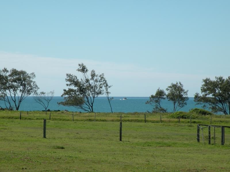 188 Shelley St, Burnett Heads QLD 4670