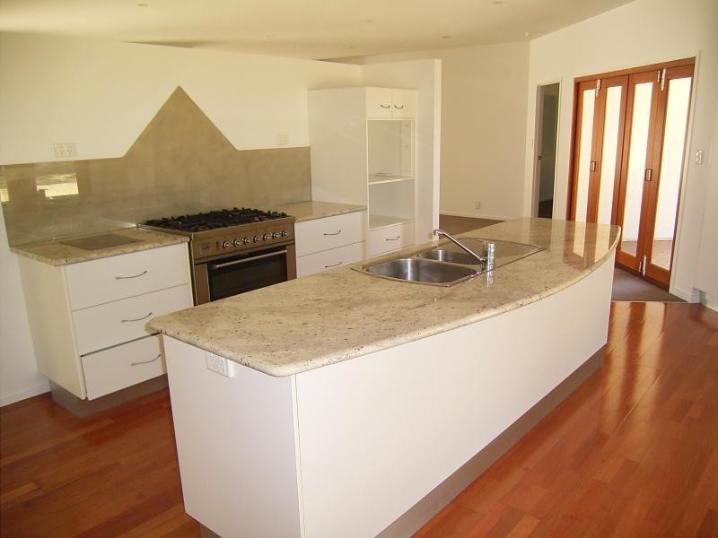 77 Fairway Dr, Bargara QLD 4670