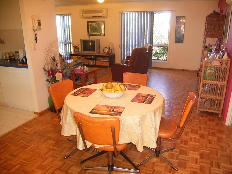 24 Logan Rd, Innes Park QLD 4670